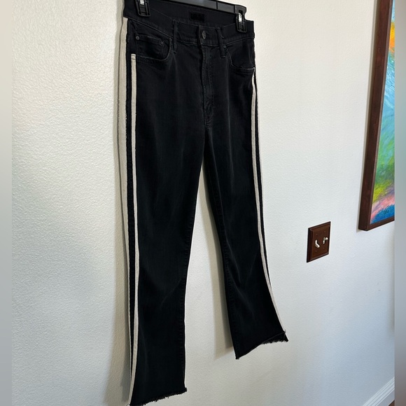 MOTHER Black Cropped Ankle Jeans with cream colored Stripes. Size 25 - Picture 2 of 10